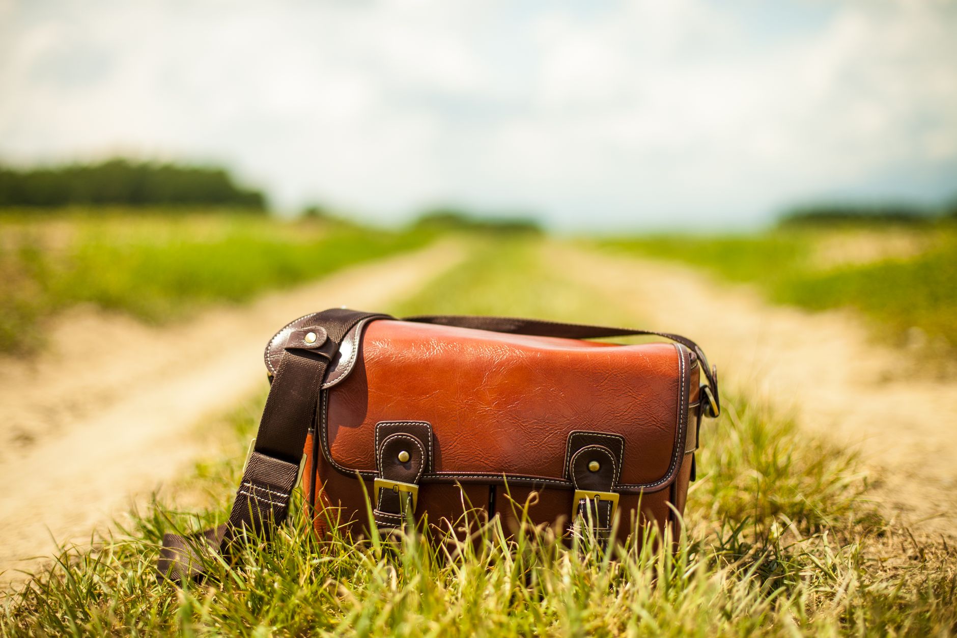 Vintage traveler bag and notebook equipment